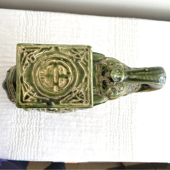 1960s Chinese Elephant Garden Seat Ceramic Sculpture, green 10” - Picture 6 of 12